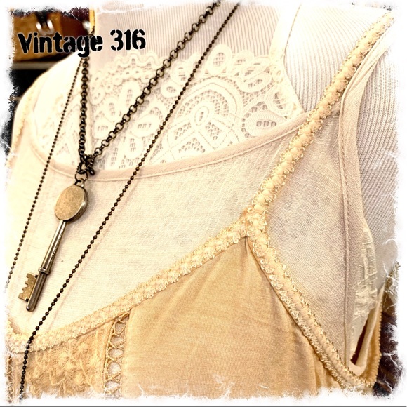 LAST ONE Madam Victoria Tank - HONEY - Picture 6 of 7